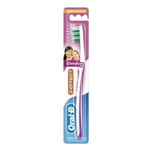 Oral B četkica Classic Medium